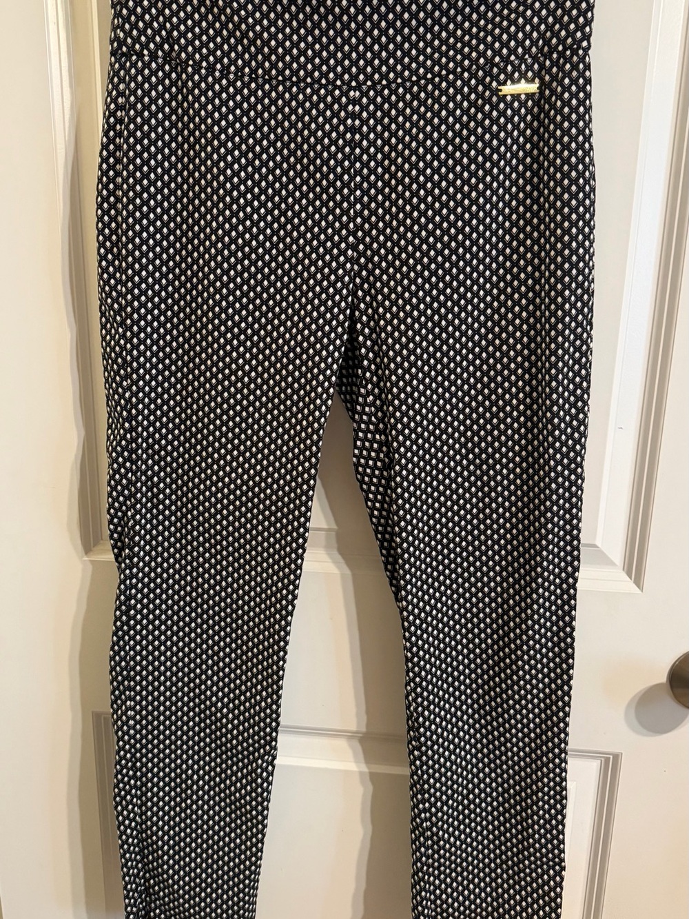 Roz & Ali Black and White Micro-Dot Dress Pants
